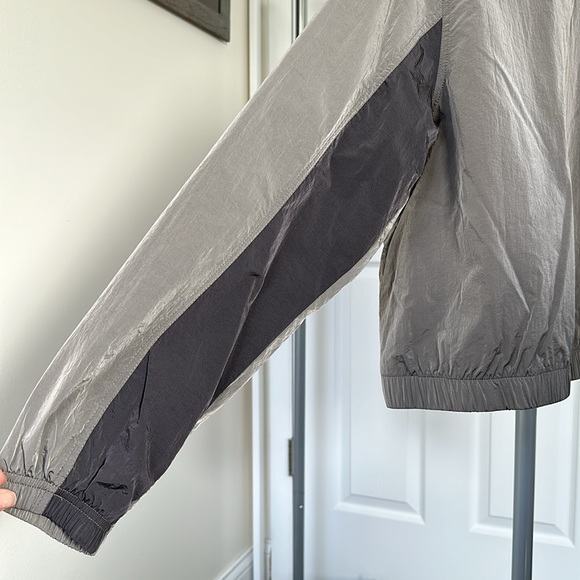Jordan silver light jacket - Picture 3 of 3
